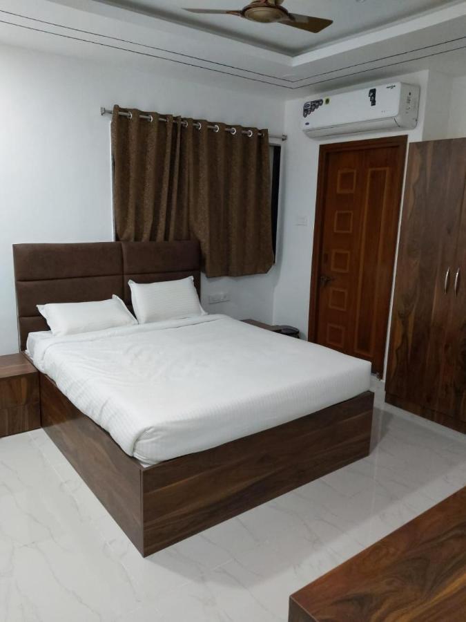 Hotel Sahasra Dla Warangal Exteriér fotografie